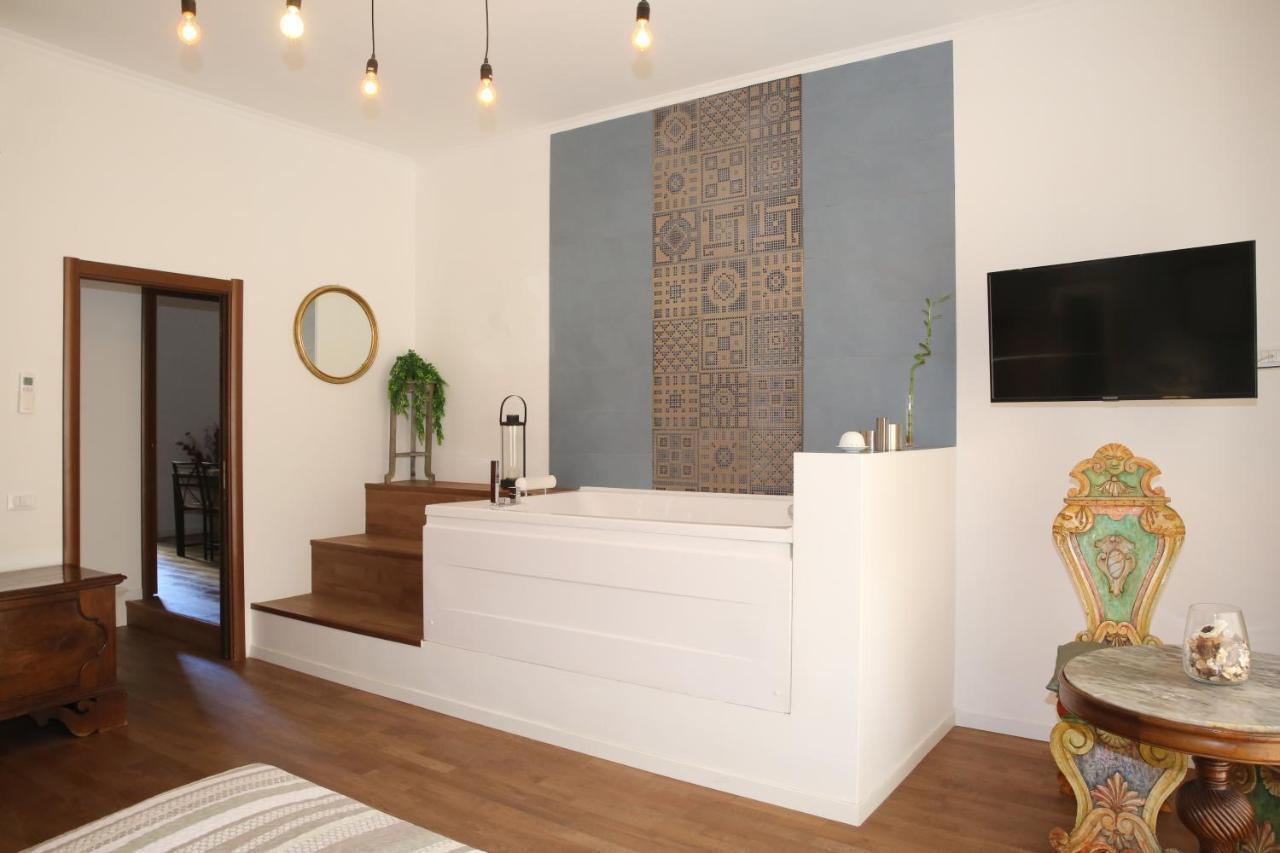 Unique Luxury Apartment And Rooms روما المظهر الخارجي الصورة