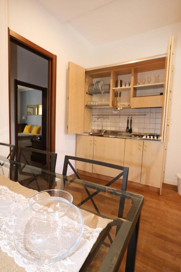 Unique Luxury Apartment And Rooms روما المظهر الخارجي الصورة