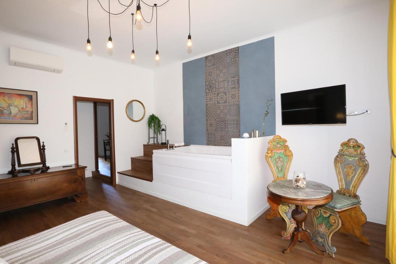 Unique Luxury Apartment And Rooms روما المظهر الخارجي الصورة