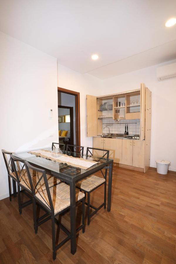 Unique Luxury Apartment And Rooms روما المظهر الخارجي الصورة