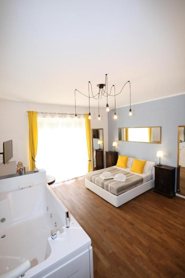 Unique Luxury Apartment And Rooms روما المظهر الخارجي الصورة