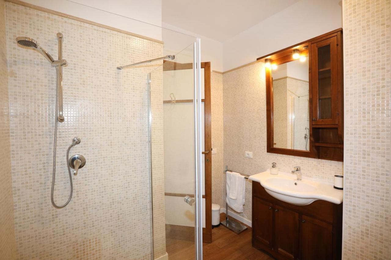 Unique Luxury Apartment And Rooms روما المظهر الخارجي الصورة