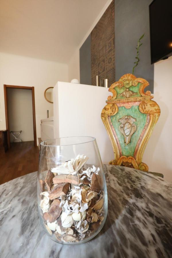 Unique Luxury Apartment And Rooms روما المظهر الخارجي الصورة
